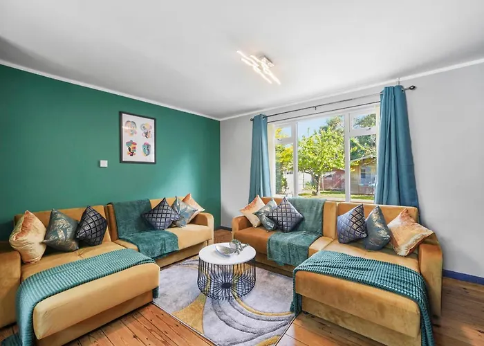 Spacious Luxury Garden House Free Parking *