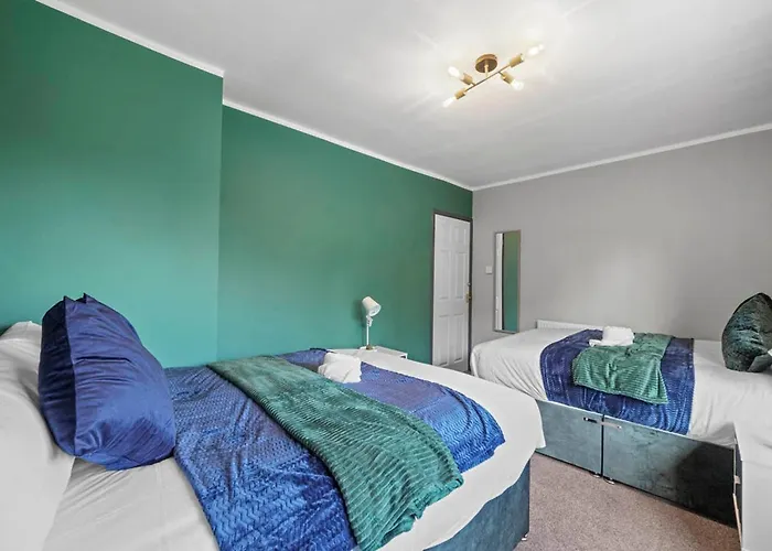 Spacious Luxury Garden House Free Parking * Bristol