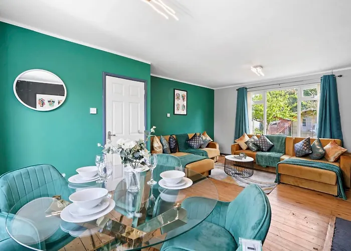 Spacious Luxury Garden House Free Parking Bristol