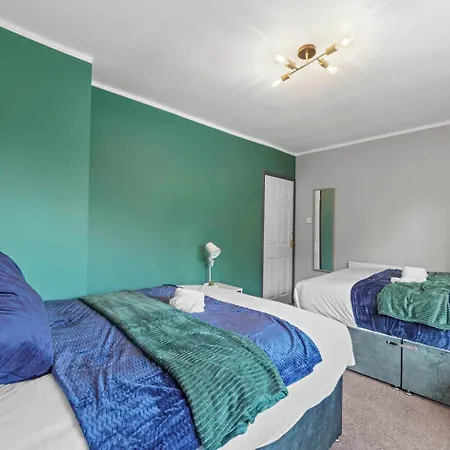 Spacious Luxury Garden House Free Parking * Bristol